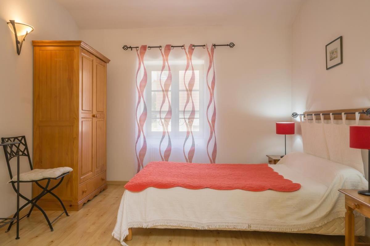 Logis De L'Orme Bed & Breakfast La Rochepot Exterior photo