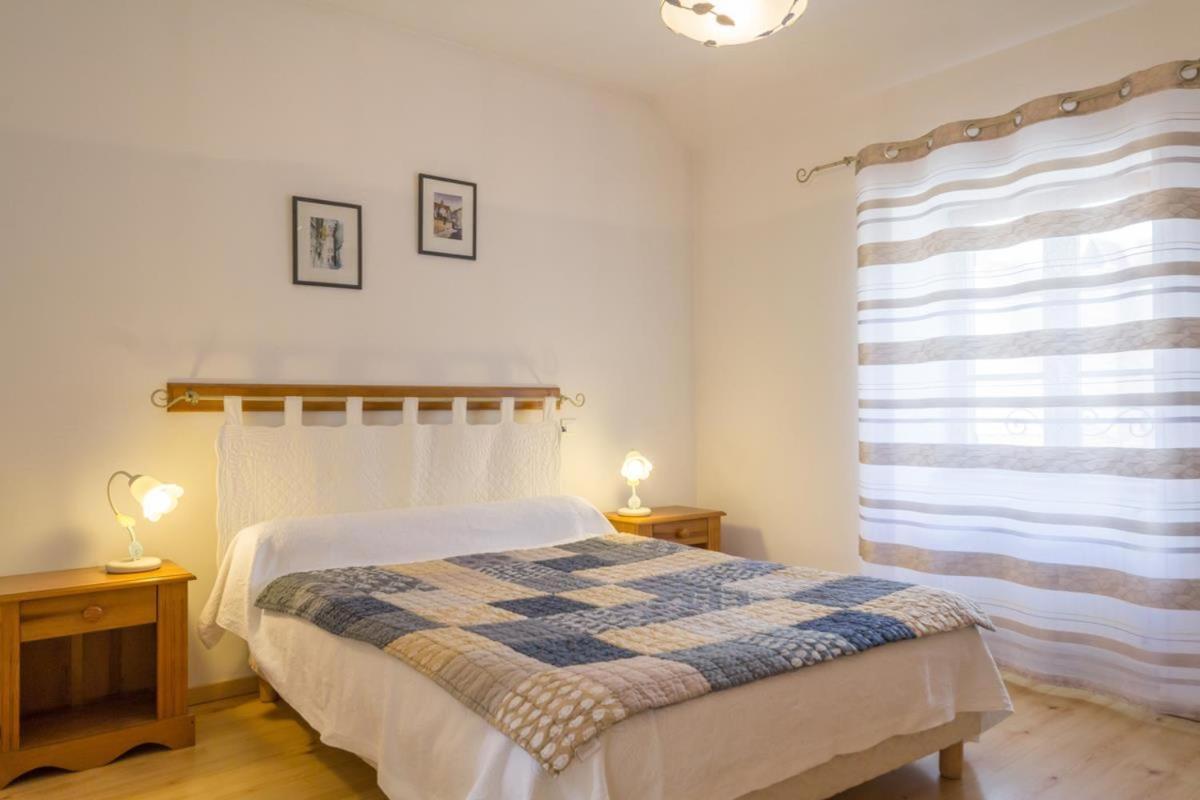 Logis De L'Orme Bed & Breakfast La Rochepot Exterior photo