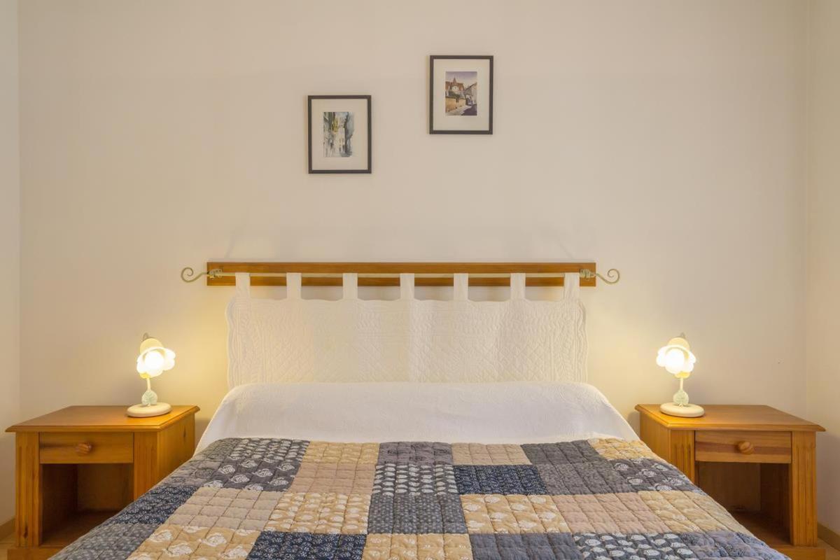 Logis De L'Orme Bed & Breakfast La Rochepot Exterior photo