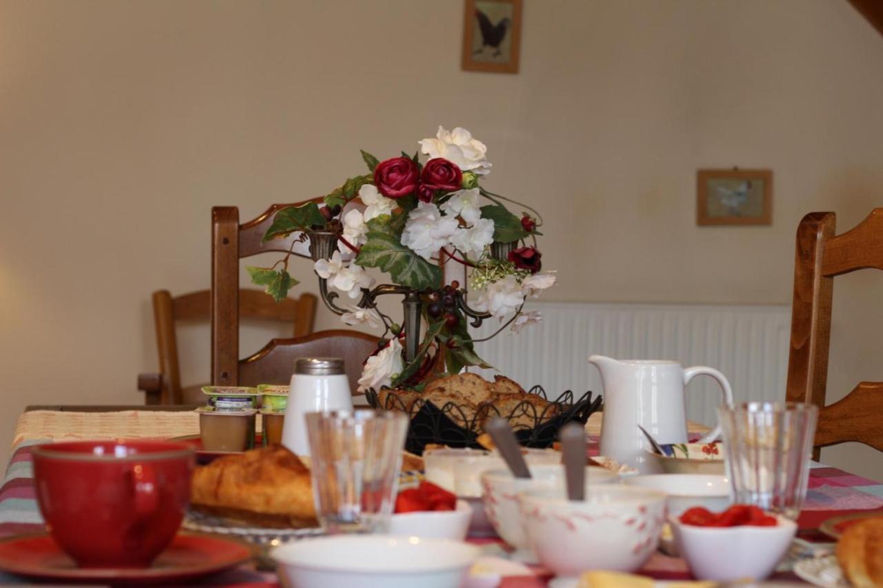 Logis De L'Orme Bed & Breakfast La Rochepot Exterior photo