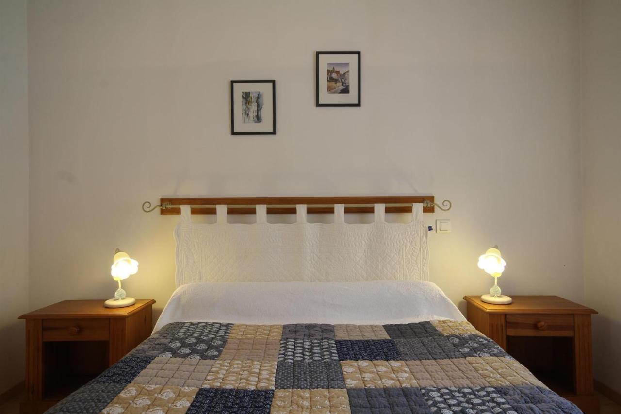 Logis De L'Orme Bed & Breakfast La Rochepot Exterior photo